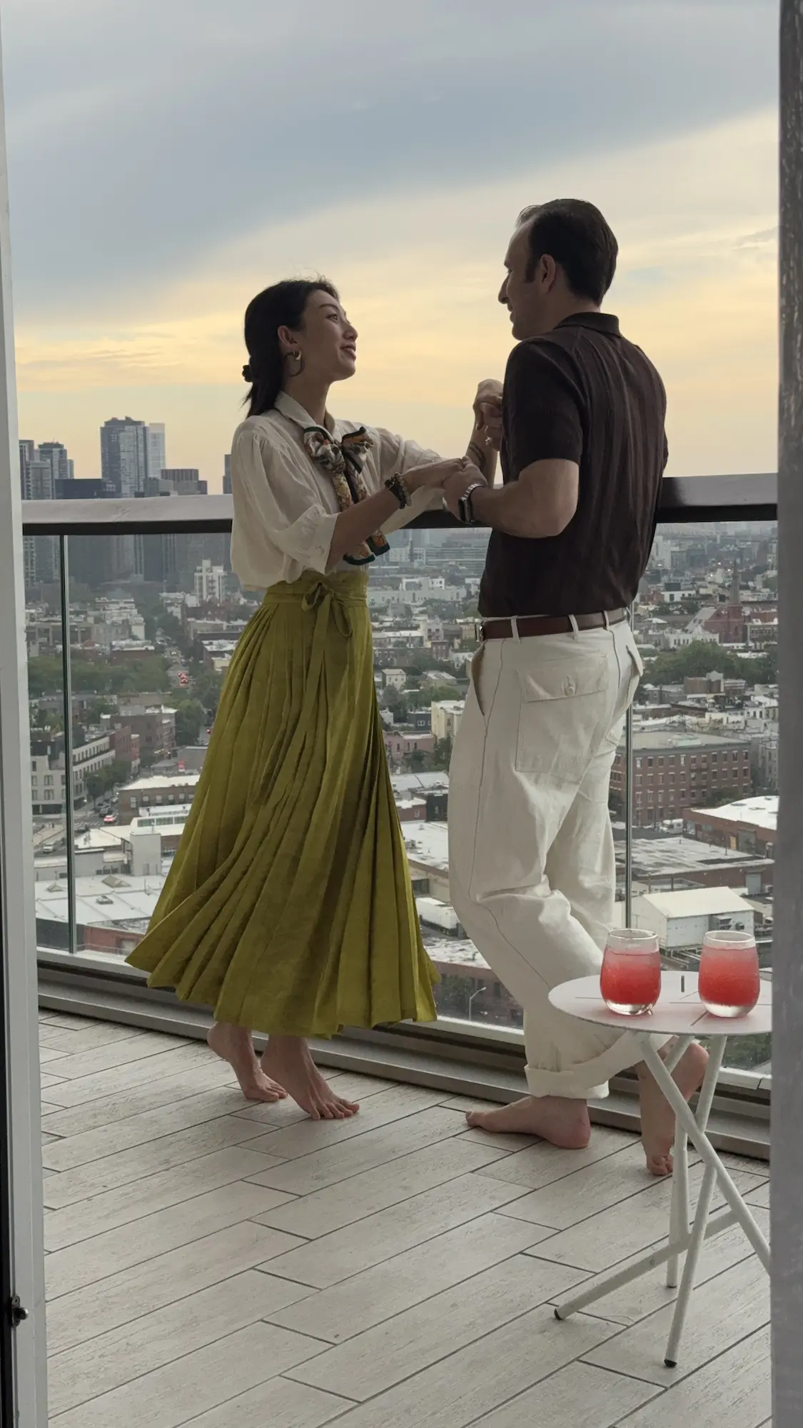 Tati and Max on balcony